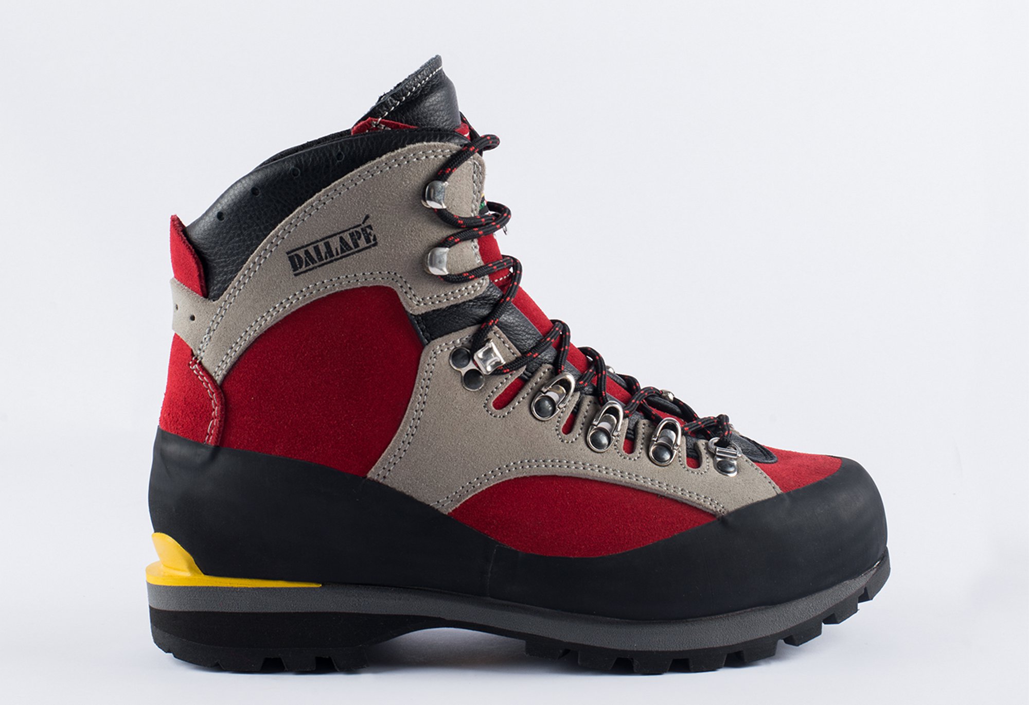 scarpe trekking ramponabili